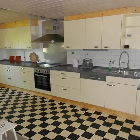 Haus Milan Burgweiler Apartamento Ostrach